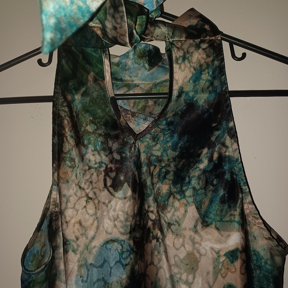 Halter Blouse Size Small - Picture 4 of 6